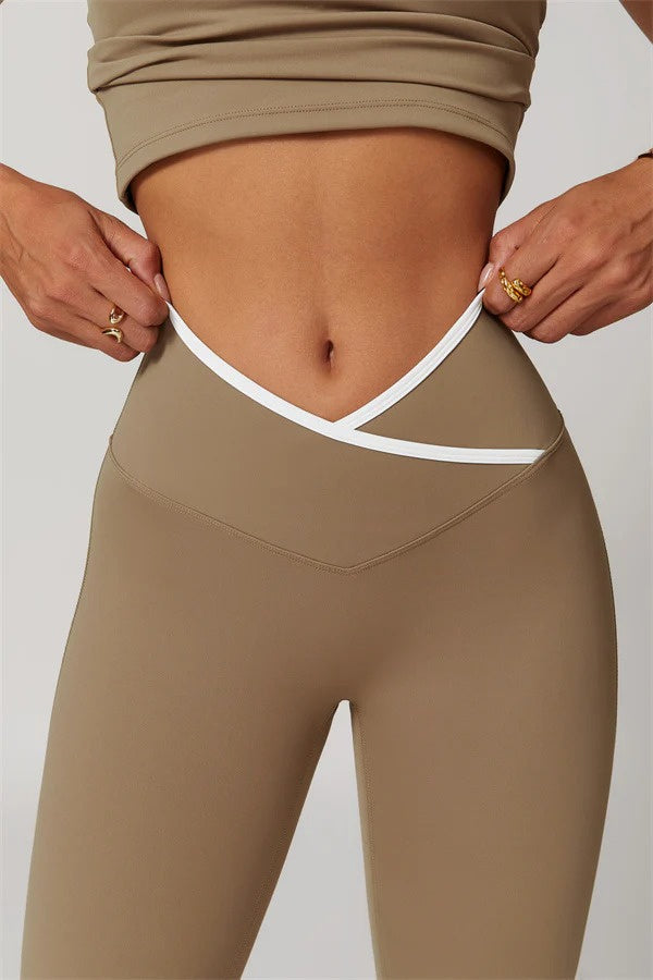 The Avery Top & Leggings Set