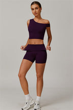 Das zweiteilige Set aus Pearl Crop Top und Shorts