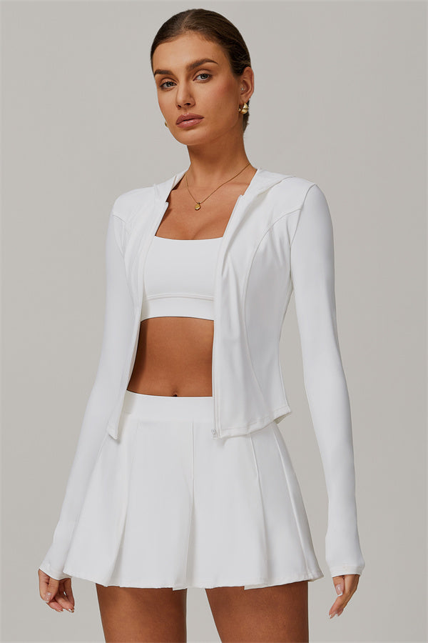 Das Lumina Kapuzenjacke, Sport-BH und Tennisrock 3-teilige Set