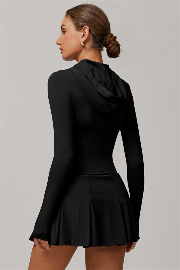 Das Lumina Kapuzenjacke, Sport-BH und Tennisrock 3-teilige Set