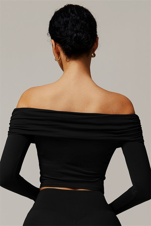 Das luxuriöse, geraffte Langarm-Top mit schulterfreiem Ausschnitt 