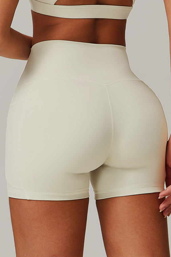 Blissful Rose Shorts Apricot GRIPPI