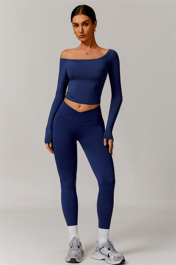 Das leuchtende, langärmlige Crop-Top